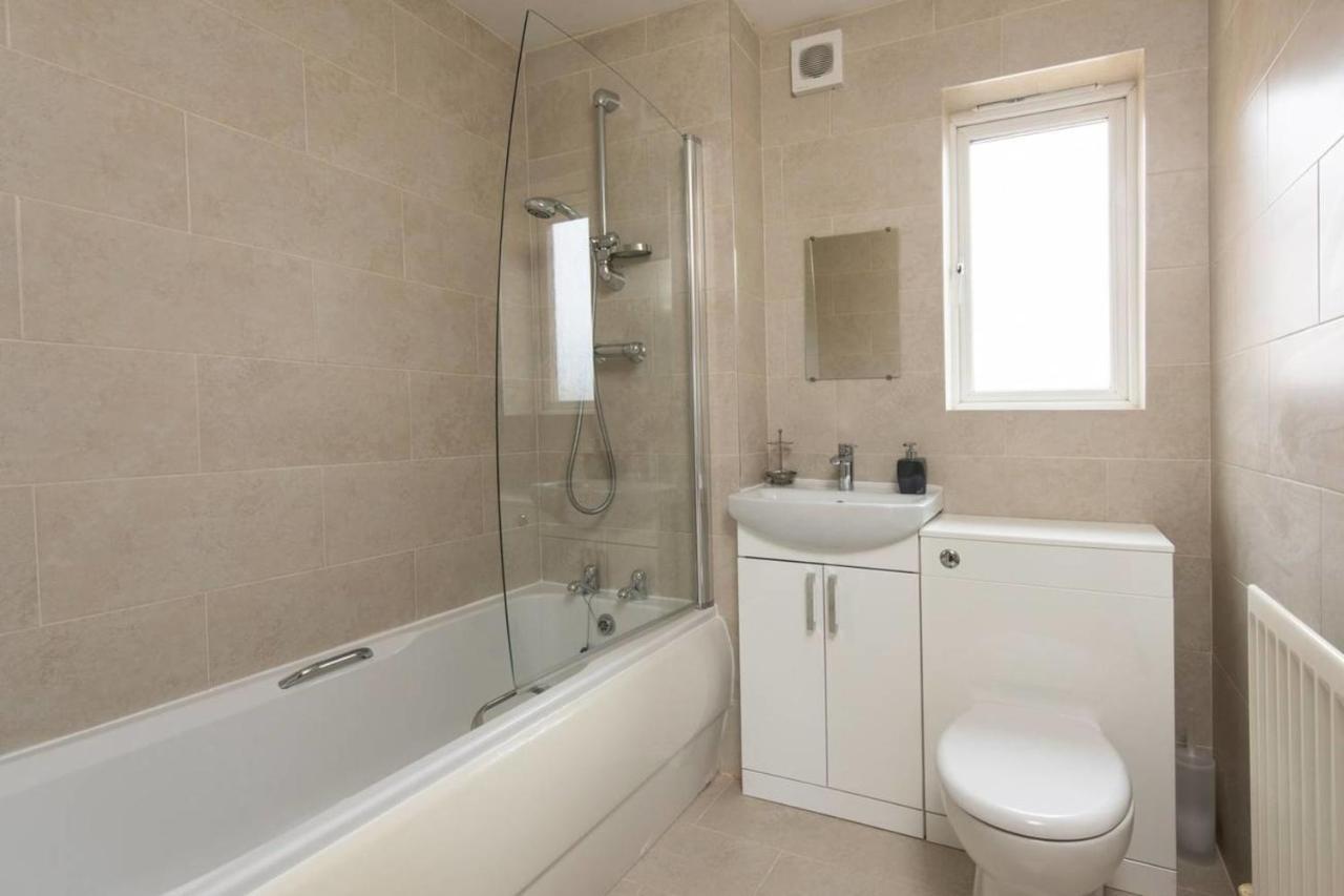 Guestready - Top Floor Apt 2Min Walk To O2 Apollo Mánchester Exterior foto