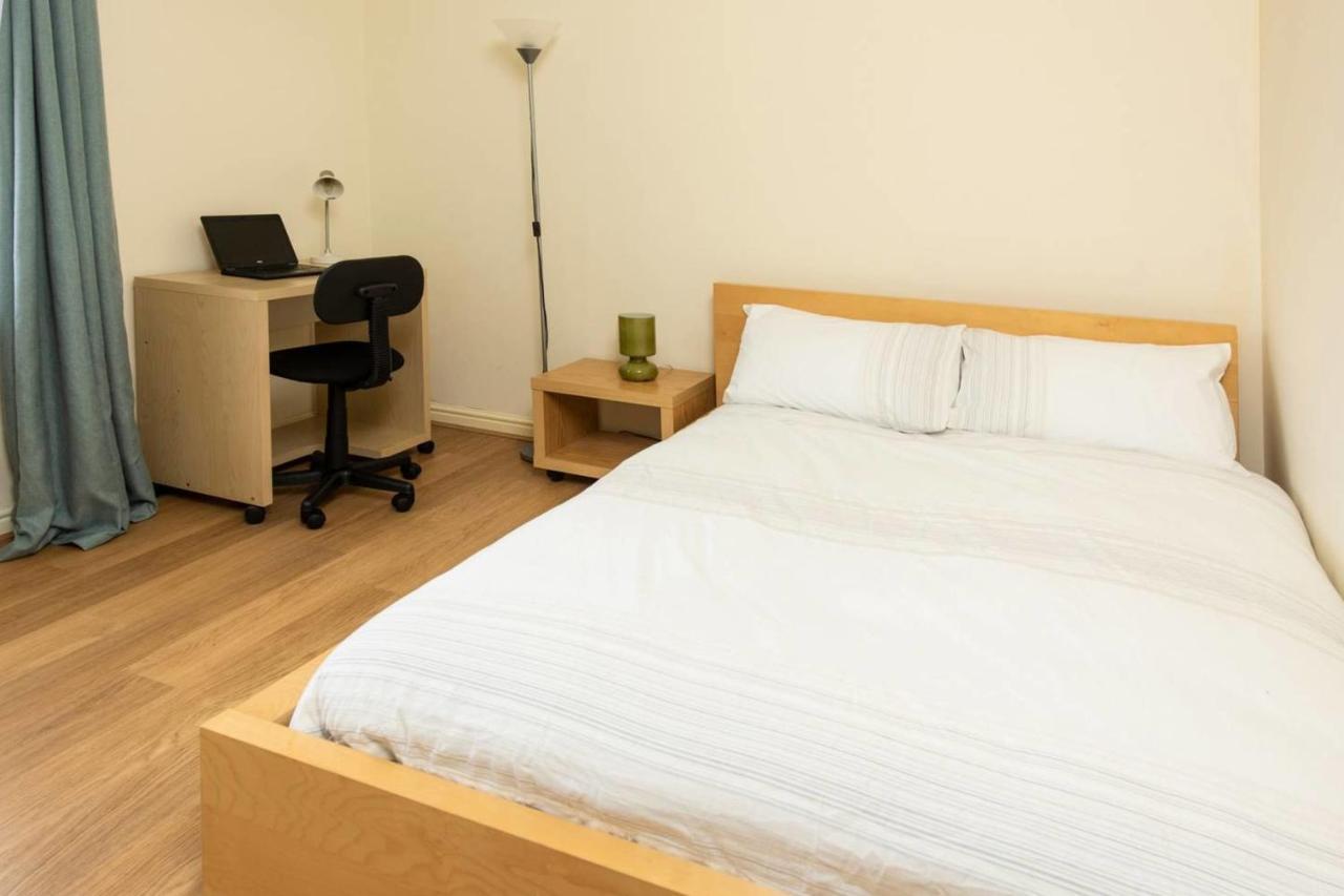 Guestready - Top Floor Apt 2Min Walk To O2 Apollo Mánchester Exterior foto