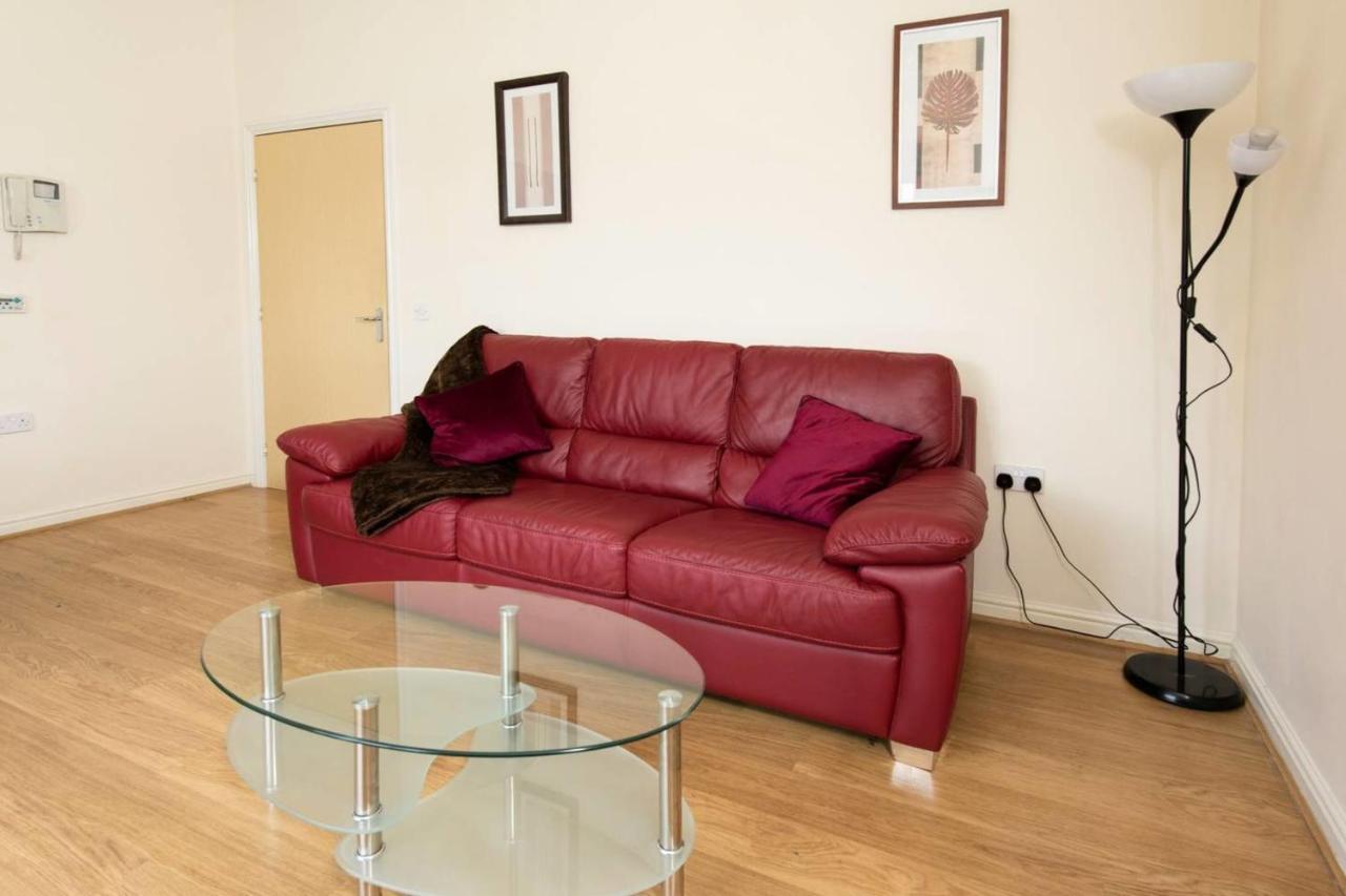 Guestready - Top Floor Apt 2Min Walk To O2 Apollo Mánchester Exterior foto