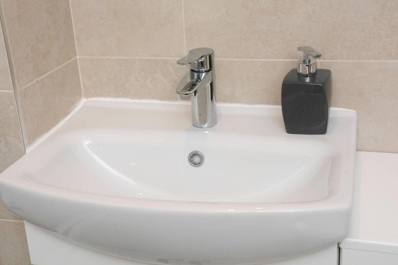 Guestready - Top Floor Apt 2Min Walk To O2 Apollo Mánchester Exterior foto